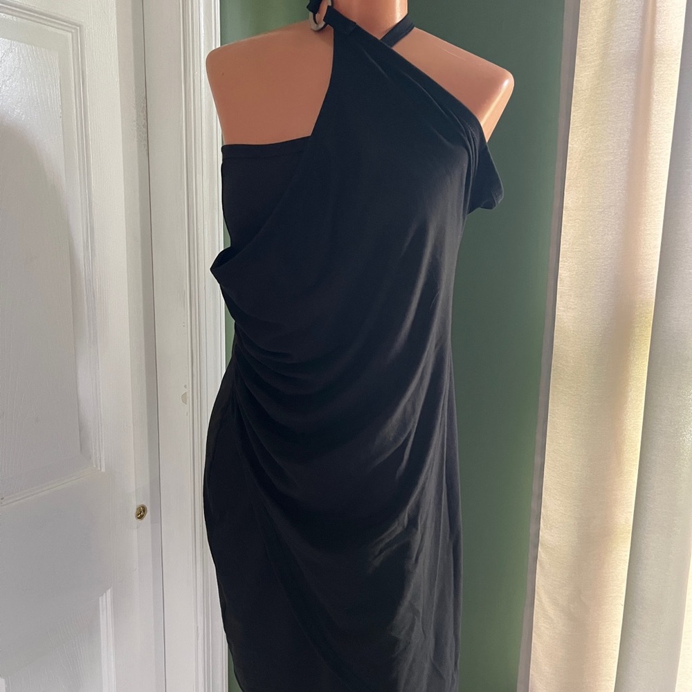 SHEIN Black Asymmetrical Draped One Shoulder Dress
